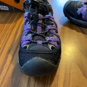 New North side shoe